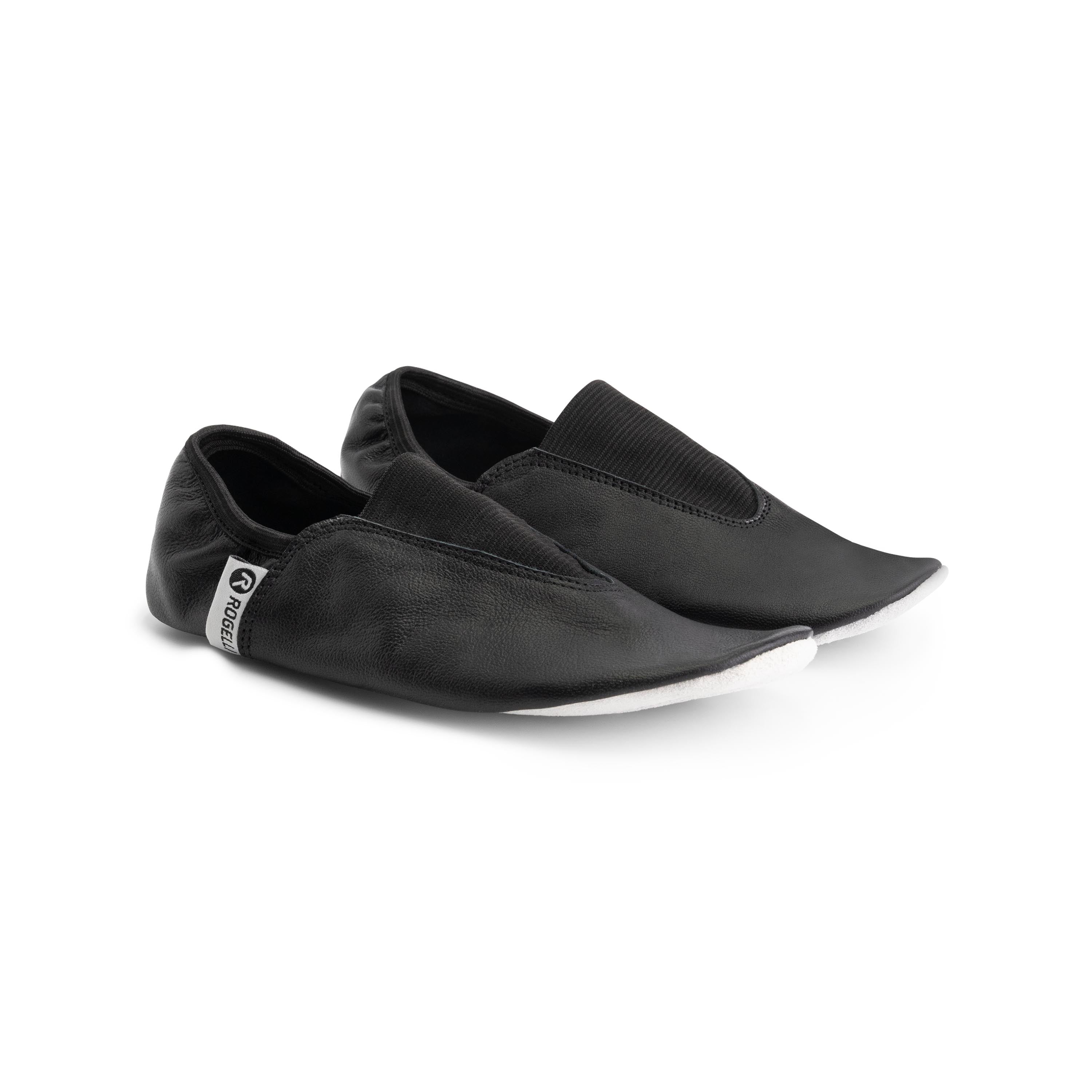 Gymnastikschuhe - schwarz