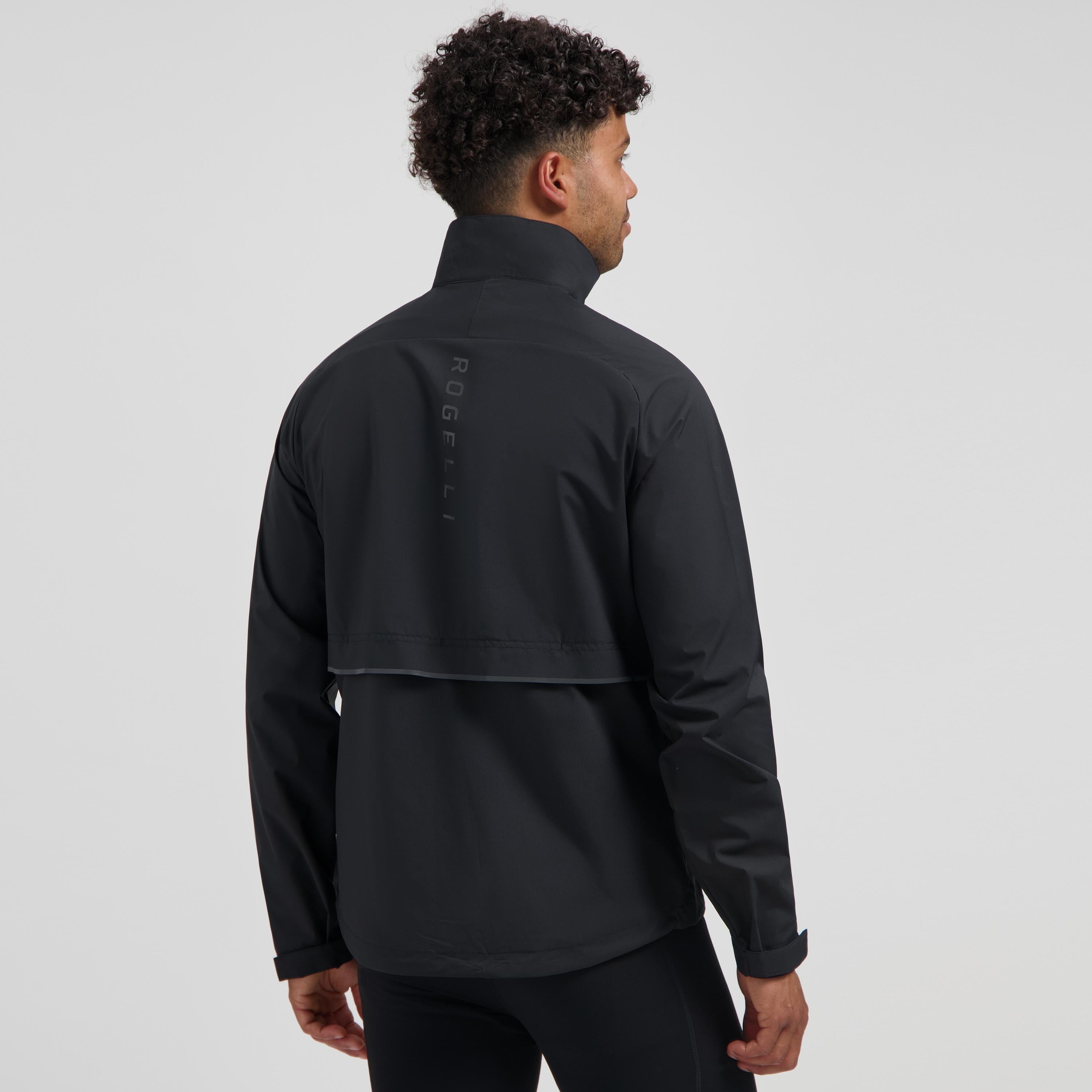Essential Laufjacke Männer - schwarz