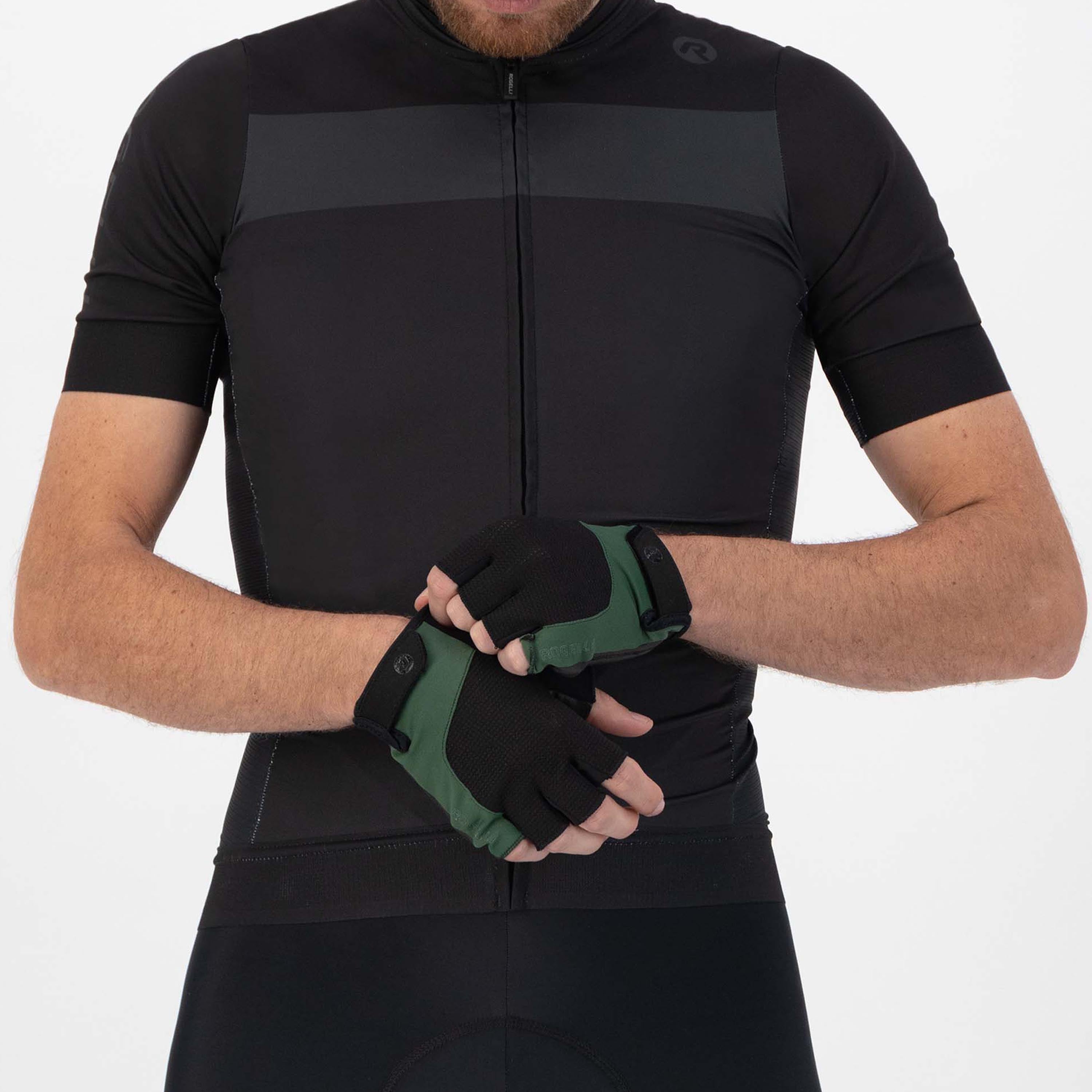 Essential Bicycle gloves Men - Black/green