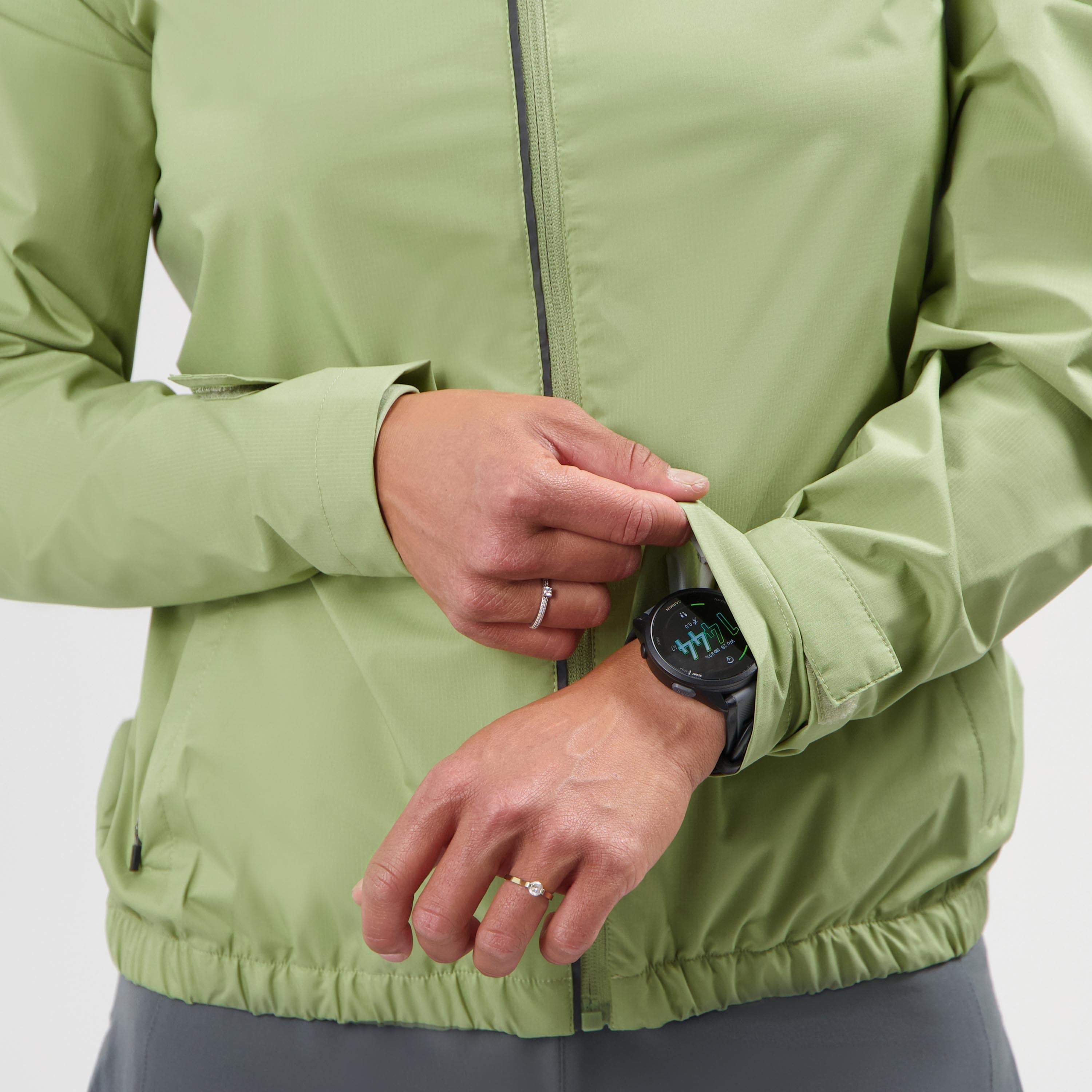 Essential Hardloopjack Dames - Saliegroen